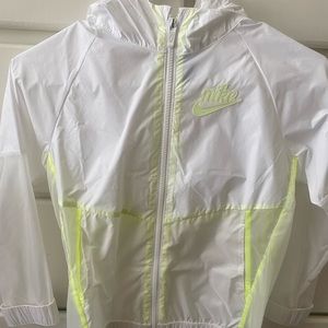 Nike kids windbreaker